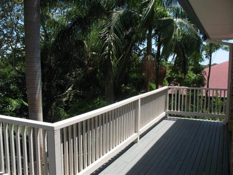 4 Murumba Close, Ocean Shores NSW 2483