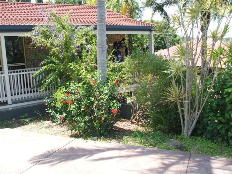 4 Murumba Close, Ocean Shores NSW 2483