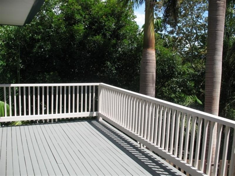 4 Murumba Close, Ocean Shores NSW 2483