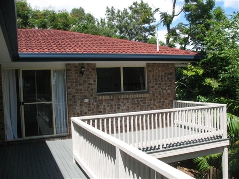 4 Murumba Close, Ocean Shores NSW 2483