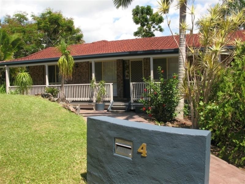 4 Murumba Close, Ocean Shores NSW 2483