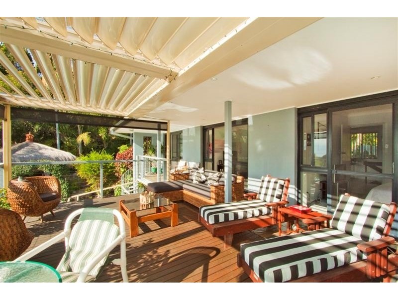 5 Harah Court, Ocean Shores NSW 2483