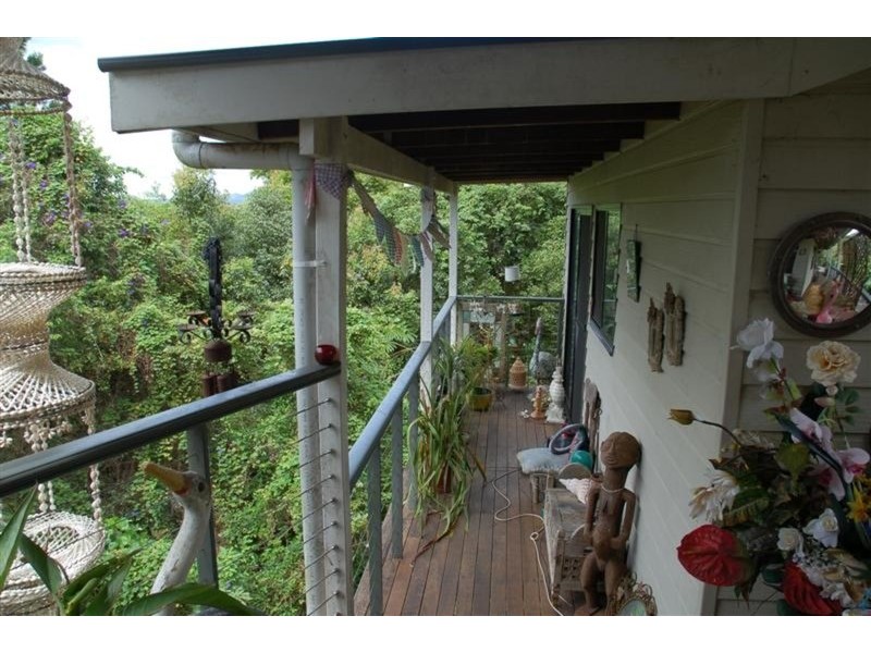 4 Putta Place, Ocean Shores NSW 2483