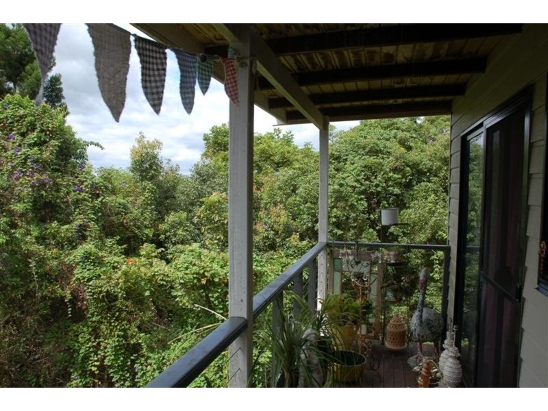 4 Putta Place, Ocean Shores NSW 2483
