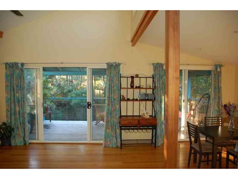 7 Kallaroo Circuit, Ocean Shores NSW 2483