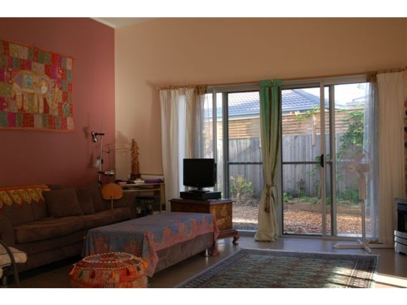 2/7 Gara  Court, Ocean Shores NSW 2483