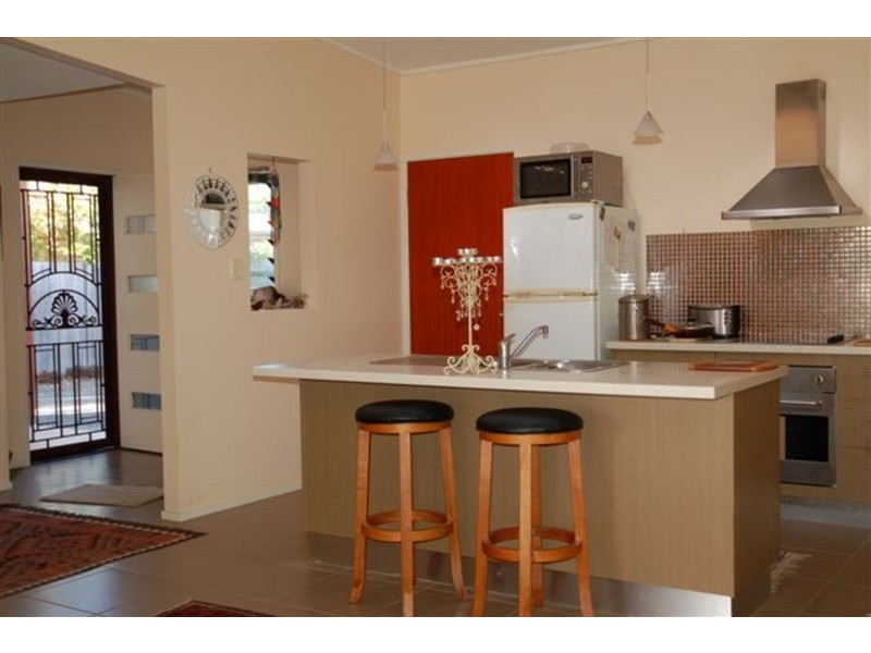 2/7 Gara  Court, Ocean Shores NSW 2483