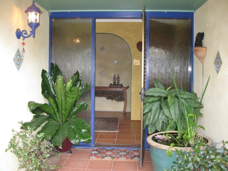 8 Nandroya Avenue, Ocean Shores NSW 2483