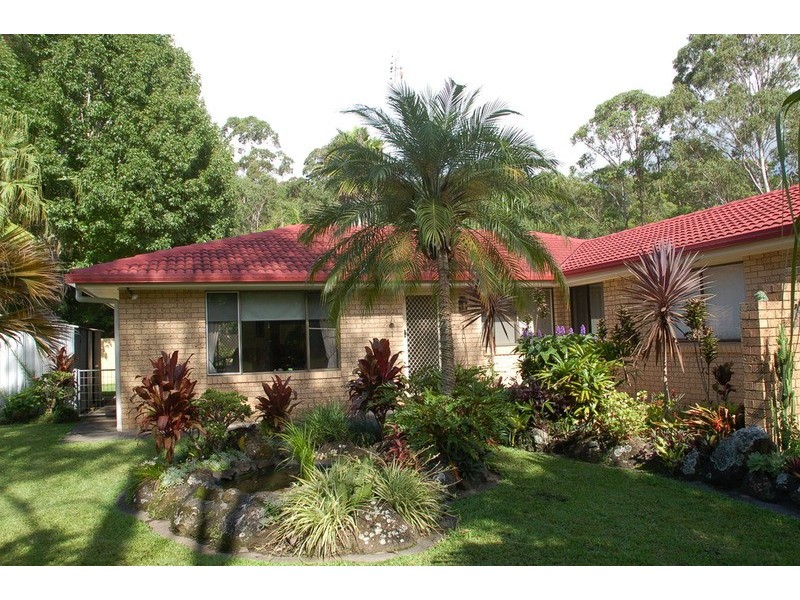 7 Aloota Crescent, Ocean Shores NSW 2483