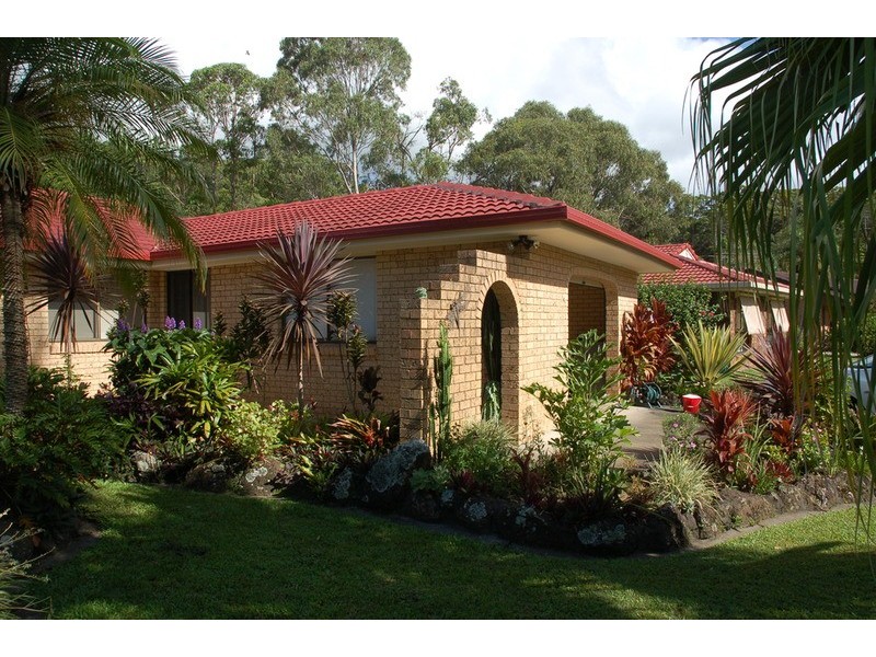 7 Aloota Crescent, Ocean Shores NSW 2483