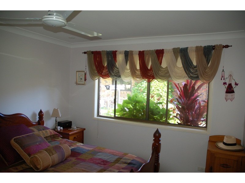 7 Aloota Crescent, Ocean Shores NSW 2483