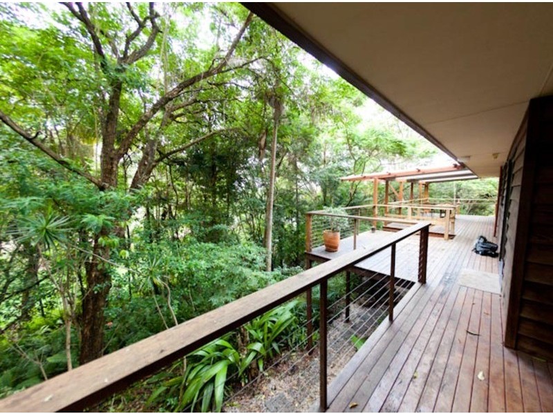 10 Nelshaby Court, Ocean Shores NSW 2483