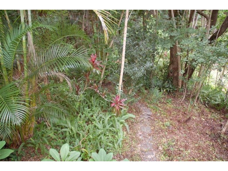 10 Nelshaby Court, Ocean Shores NSW 2483