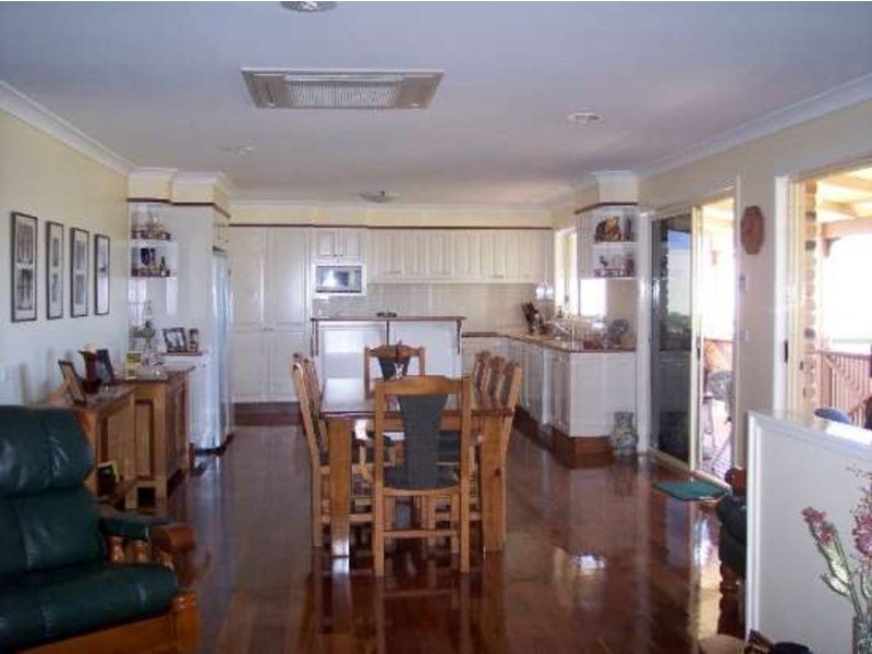 9 Banool Circuit, Ocean Shores NSW 2483
