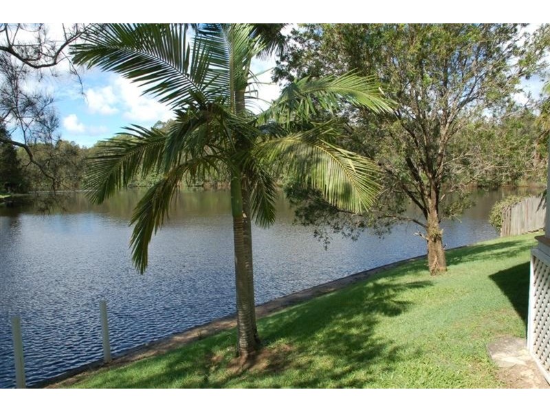 10 Larelar Court, Ocean Shores NSW 2483