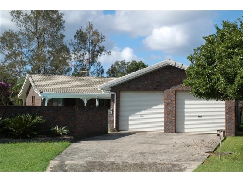 10 Larelar Court, Ocean Shores NSW 2483