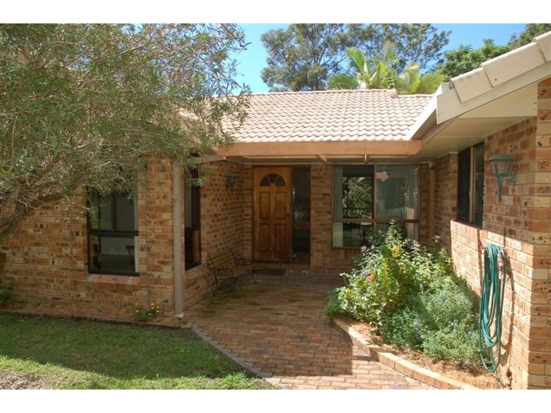 13 Yungarup Place, Ocean Shores NSW 2483