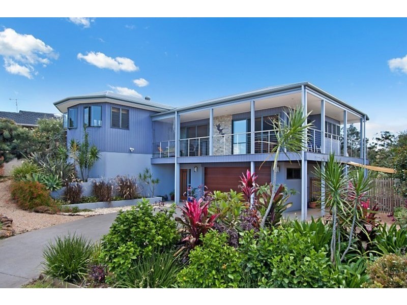 3 Wirruna Avenue, Ocean Shores NSW 2483