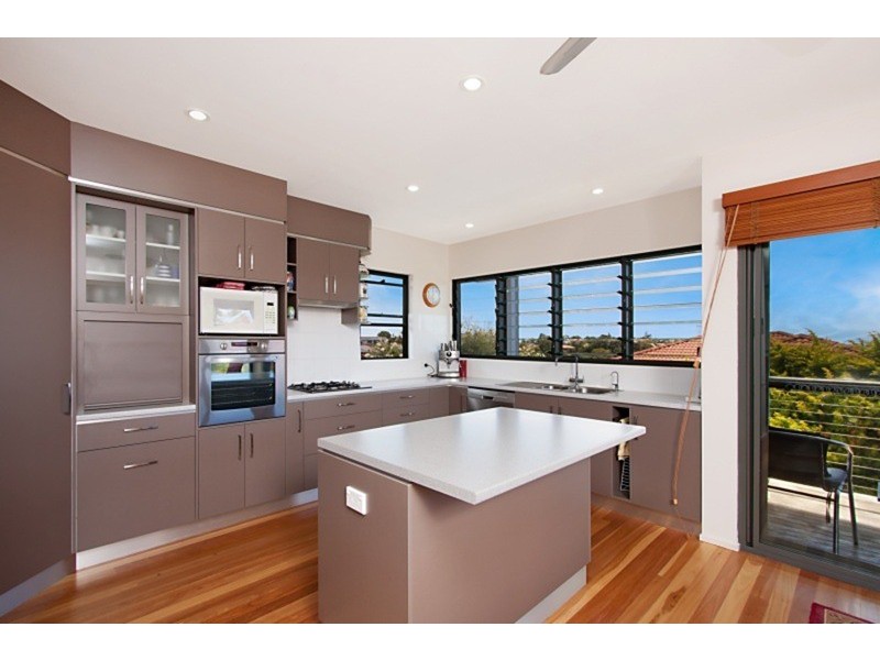 3 Wirruna Avenue, Ocean Shores NSW 2483