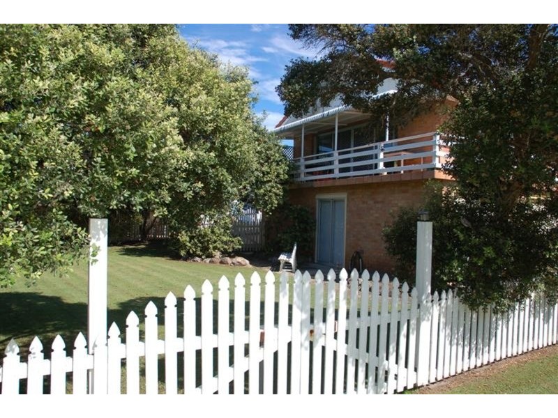 3 Ocean Ave, New Brighton NSW 2483