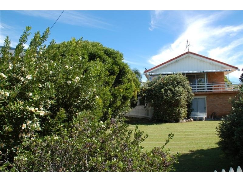 3 Ocean Ave, New Brighton NSW 2483