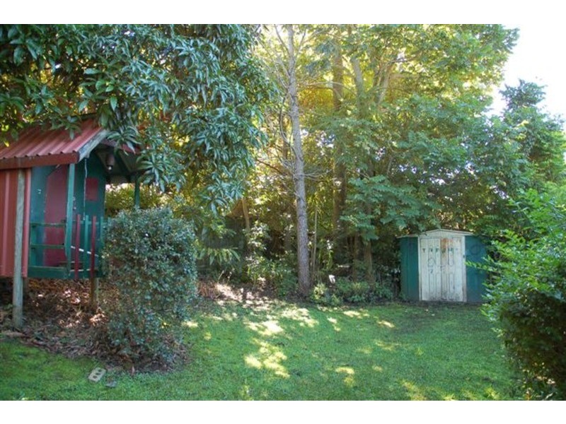 6 Wilpy Place, Ocean Shores NSW 2483