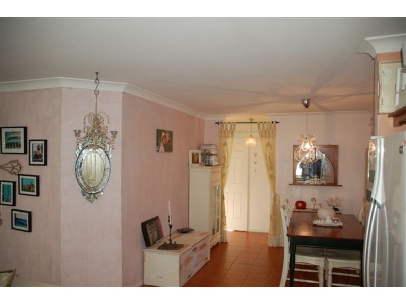 6 Wilpy Place, Ocean Shores NSW 2483