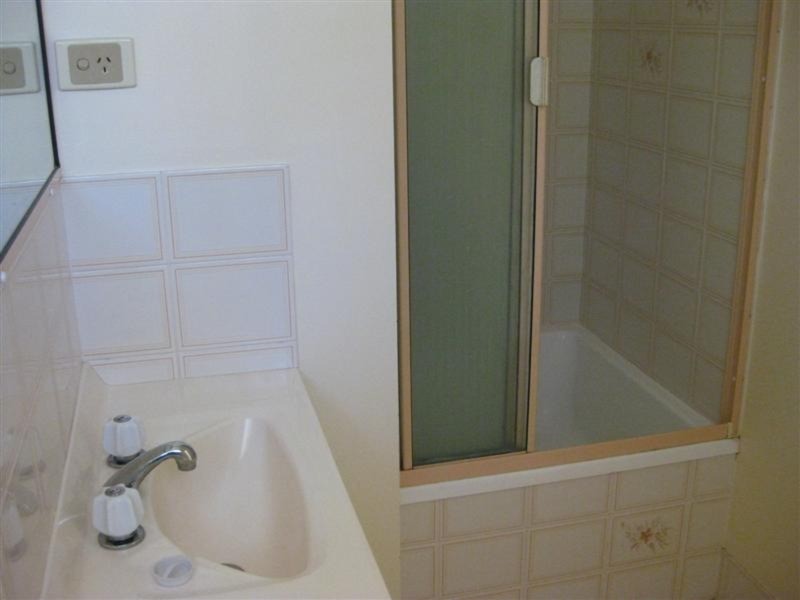 13 Kiah Close, Ocean Shores NSW 2483