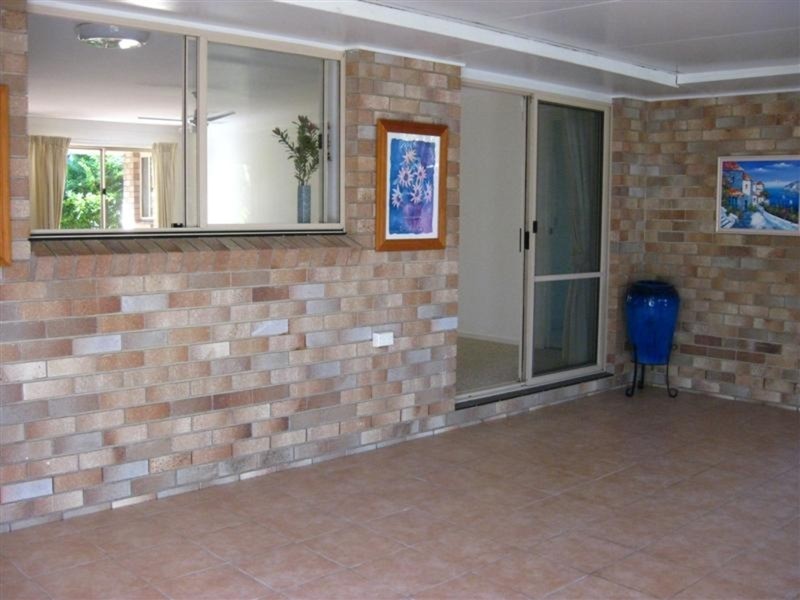 13 Kiah Close, Ocean Shores NSW 2483