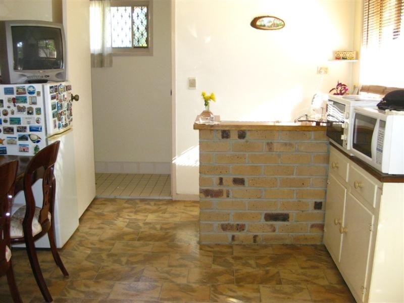 13 Kiah Close, Ocean Shores NSW 2483