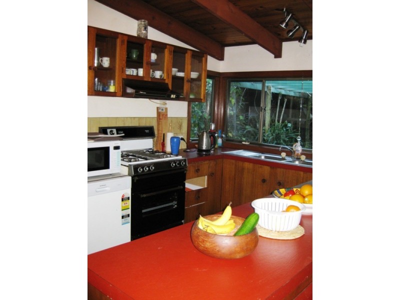 24 Mundurra Avenue, Ocean Shores NSW 2483