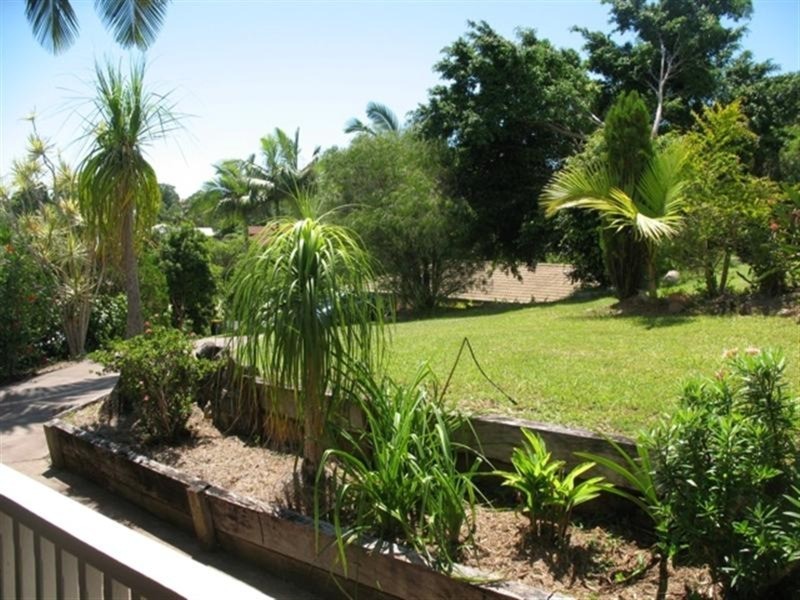 4 Murumba Close, Ocean Shores NSW 2483