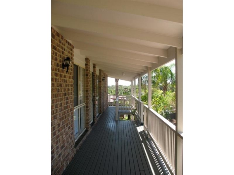 4 Murumba Close, Ocean Shores NSW 2483