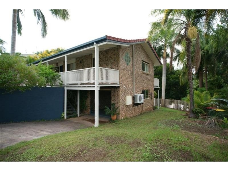 4 Murumba Close, Ocean Shores NSW 2483