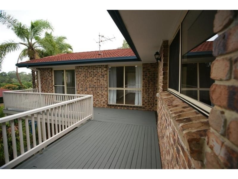 4 Murumba Close, Ocean Shores NSW 2483