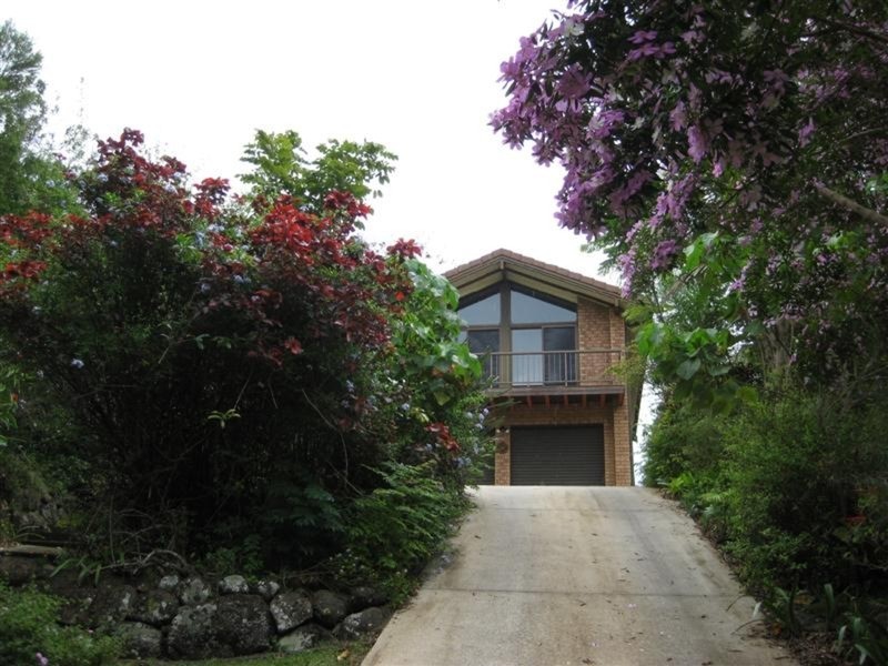 14 Walgooan Way, Ocean Shores NSW 2483