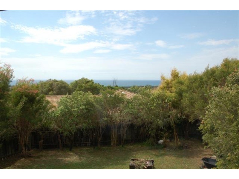 26 Warrambool Road, Ocean Shores NSW 2483