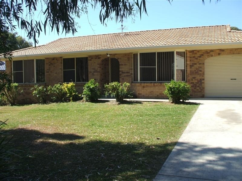 137 Shara  Boulevard, Ocean Shores NSW 2483