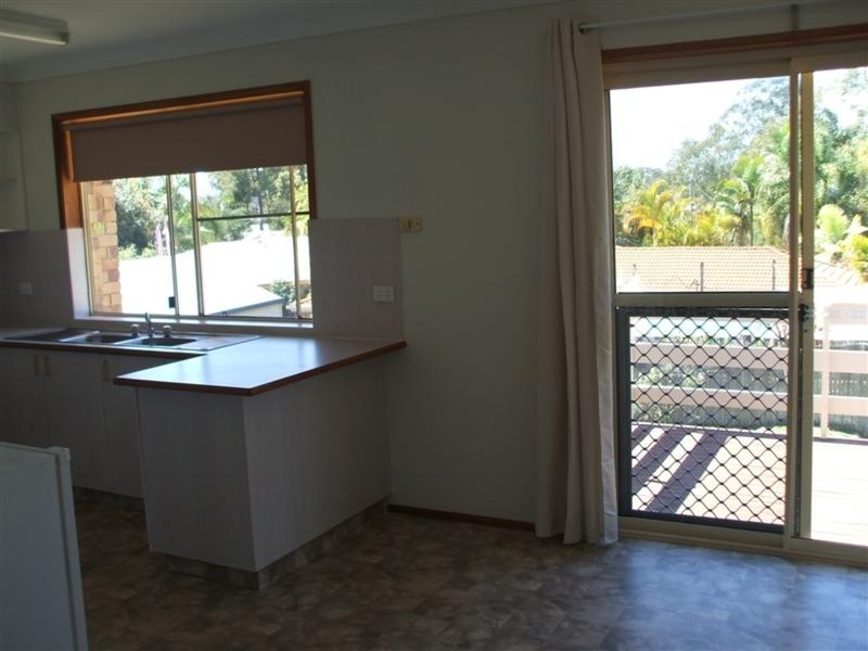 137 Shara  Boulevard, Ocean Shores NSW 2483