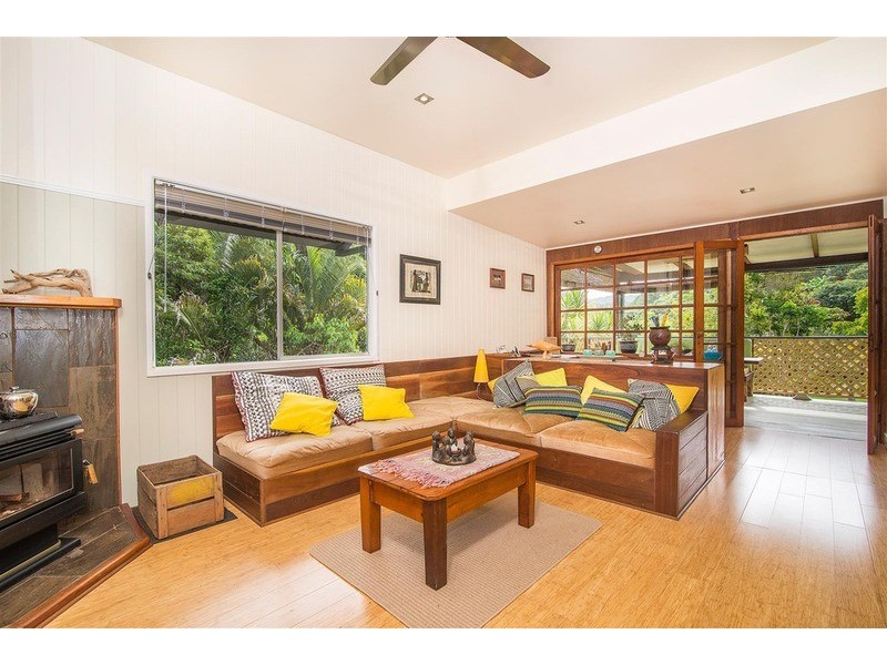 111 Geles Road, Burringbar NSW 2483