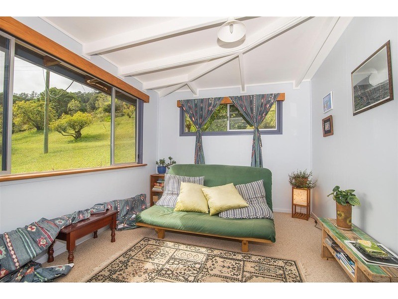 111 Geles Road, Burringbar NSW 2483