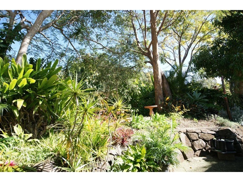 4 Gilba Avenue, Ocean Shores NSW 2483