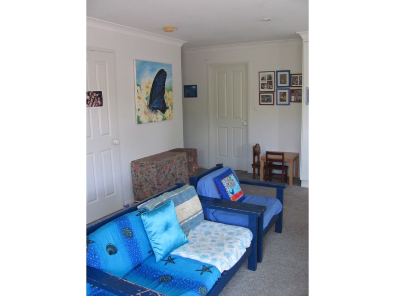 1 Nandroya Avenue, Ocean Shores NSW 2483