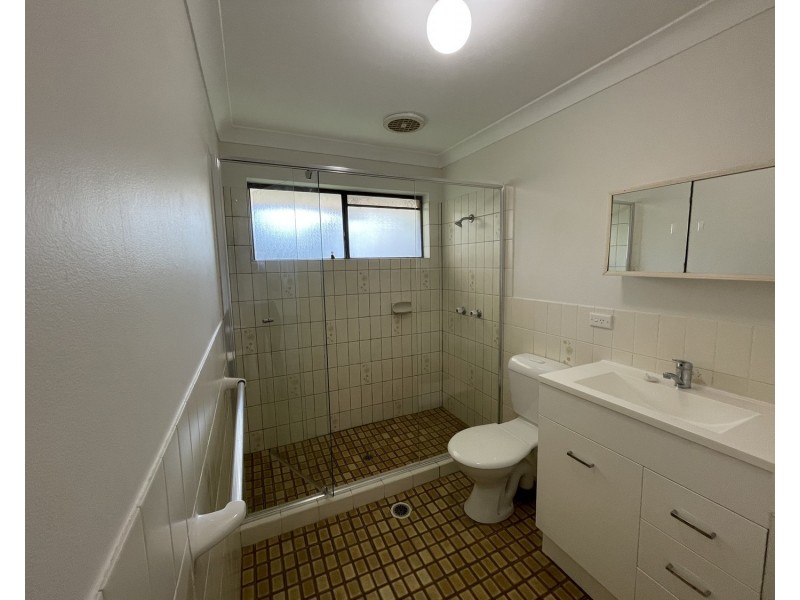 8/4 BINDAREE Way, Ocean Shores NSW 2483