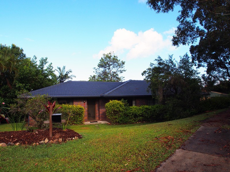 2 Bobra Glen, Ocean Shores NSW 2483