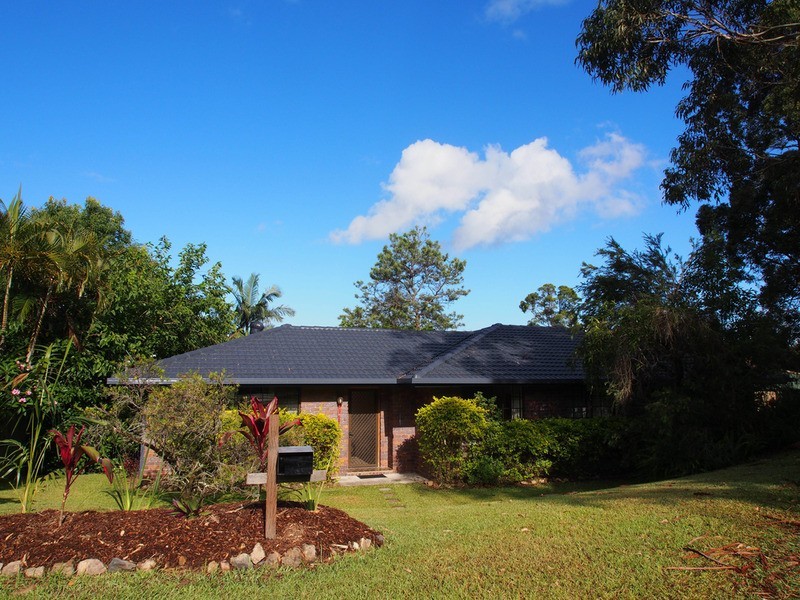 2 Bobra Glen, Ocean Shores NSW 2483