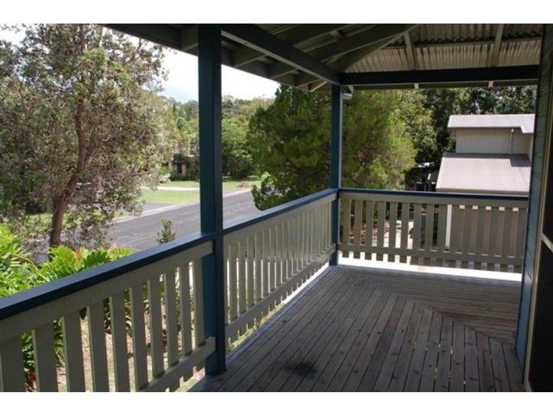 1/11 Boondoon Crescent, Ocean Shores NSW 2483