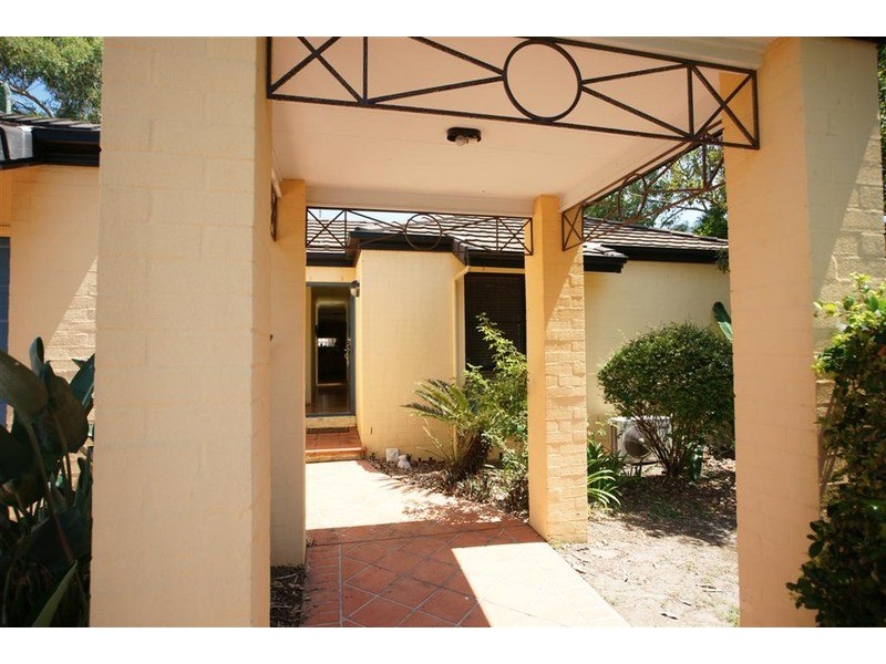 1 Barkala Court, Ocean Shores NSW 2483