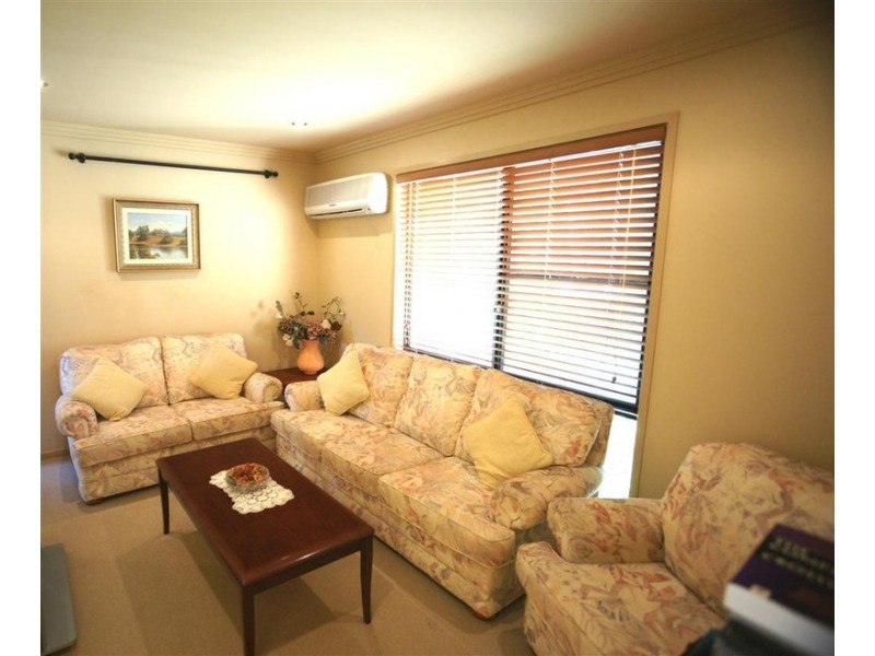 1 Barkala Court, Ocean Shores NSW 2483