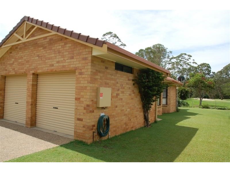 106 Balemo Drive, Ocean Shores NSW 2483